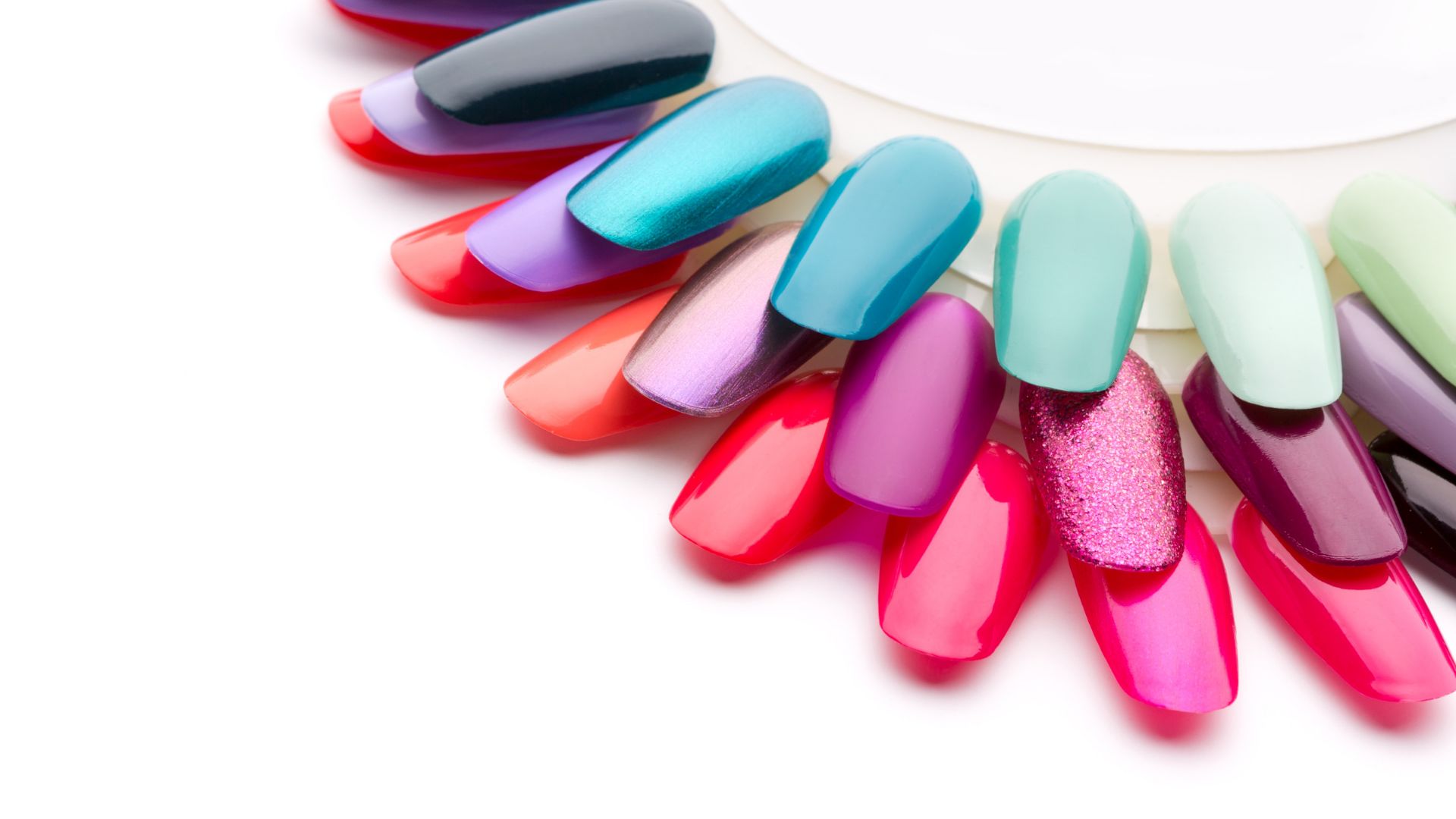 Farbfächer mit Nagellack- und Gelfarben zur Auswahl